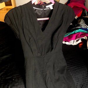 Banana Republic scrunch v-neck dress w/cap sleeves